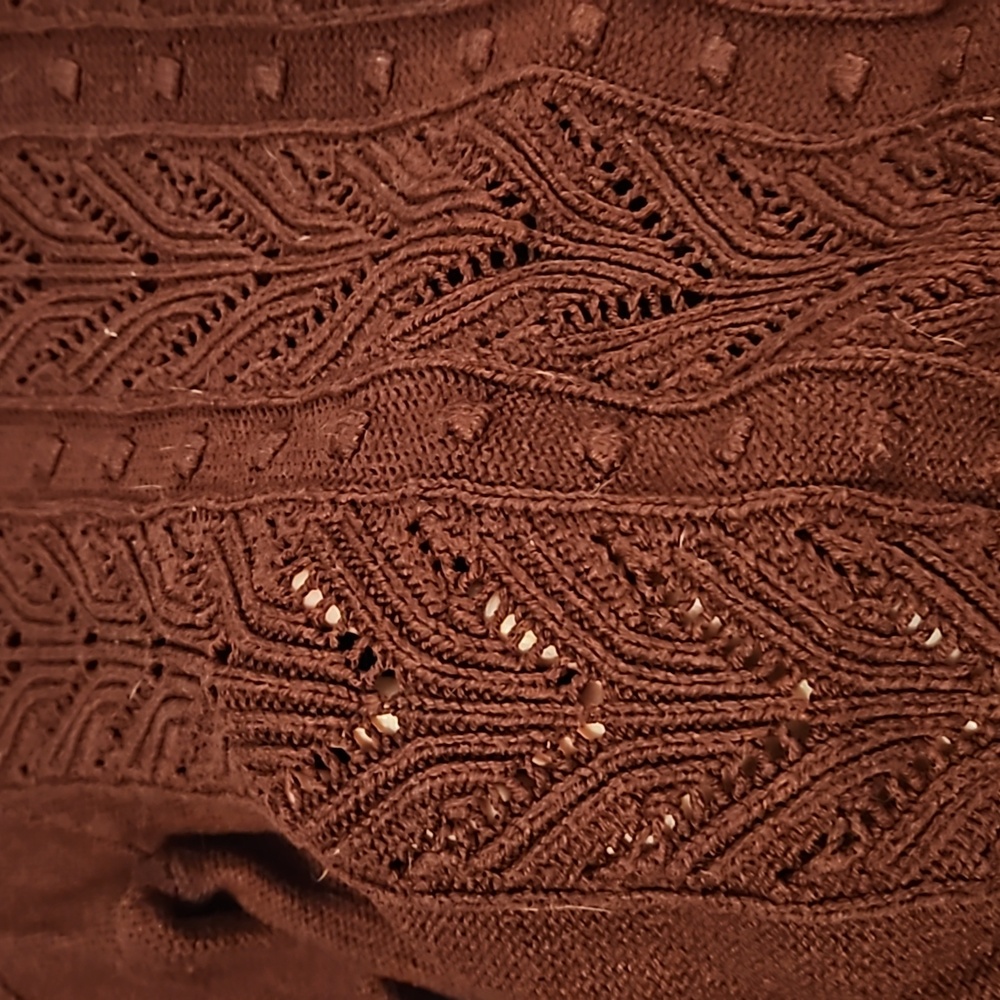 Sweater - Picture 4 of 4
